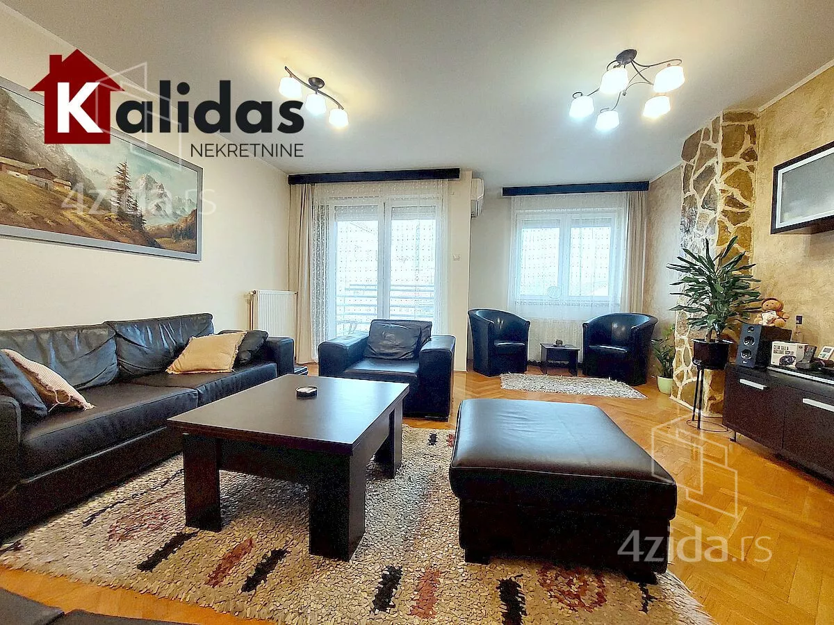 Četvorosoban stan | 4zida