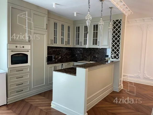 Petosoban stan | 4zida