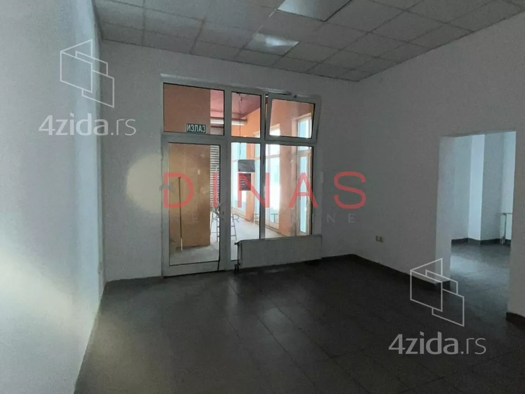 Lokal | 4zida