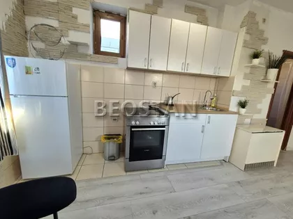 Marka Oreškovica | 4zida.rs