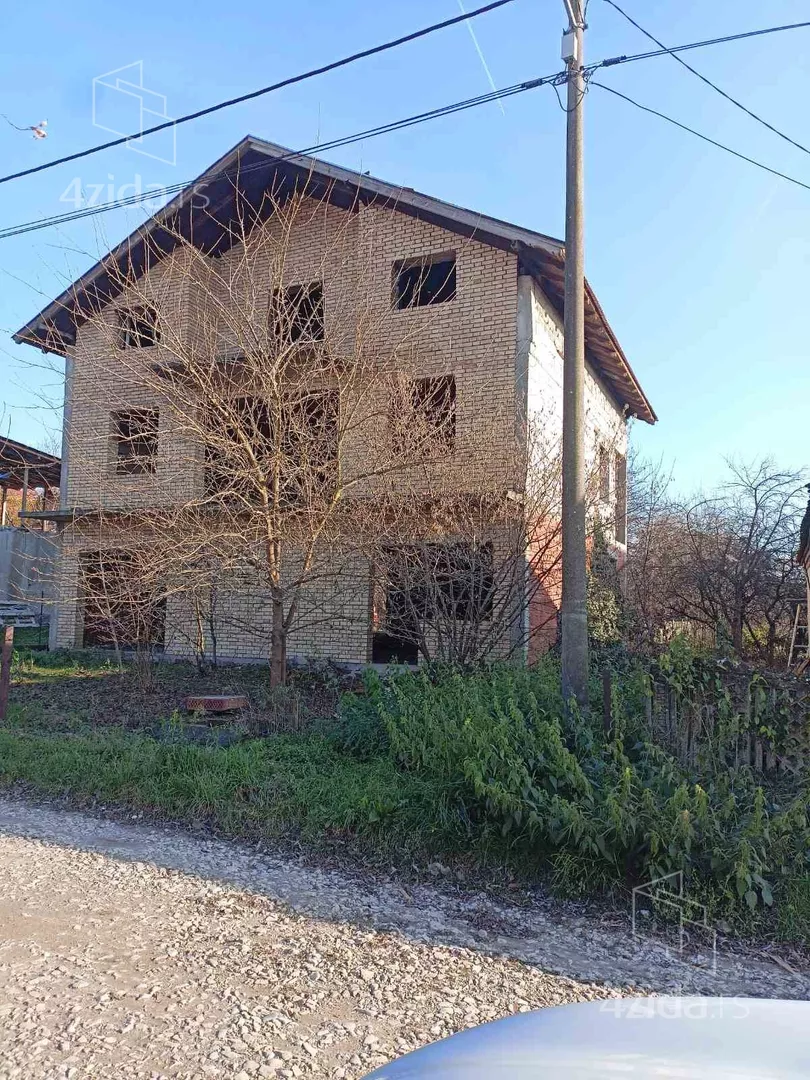 3-etažna kuća | 4zida