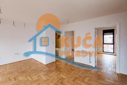 Bore Vukmirovića | 4zida.rs