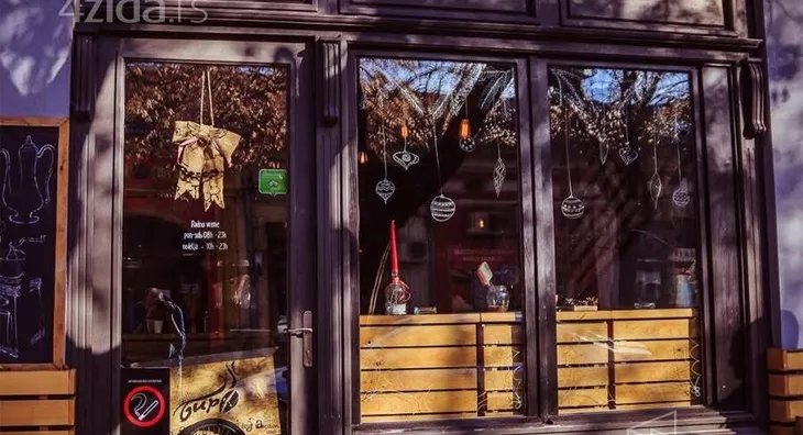 Ugostiteljski objekat | 4zida