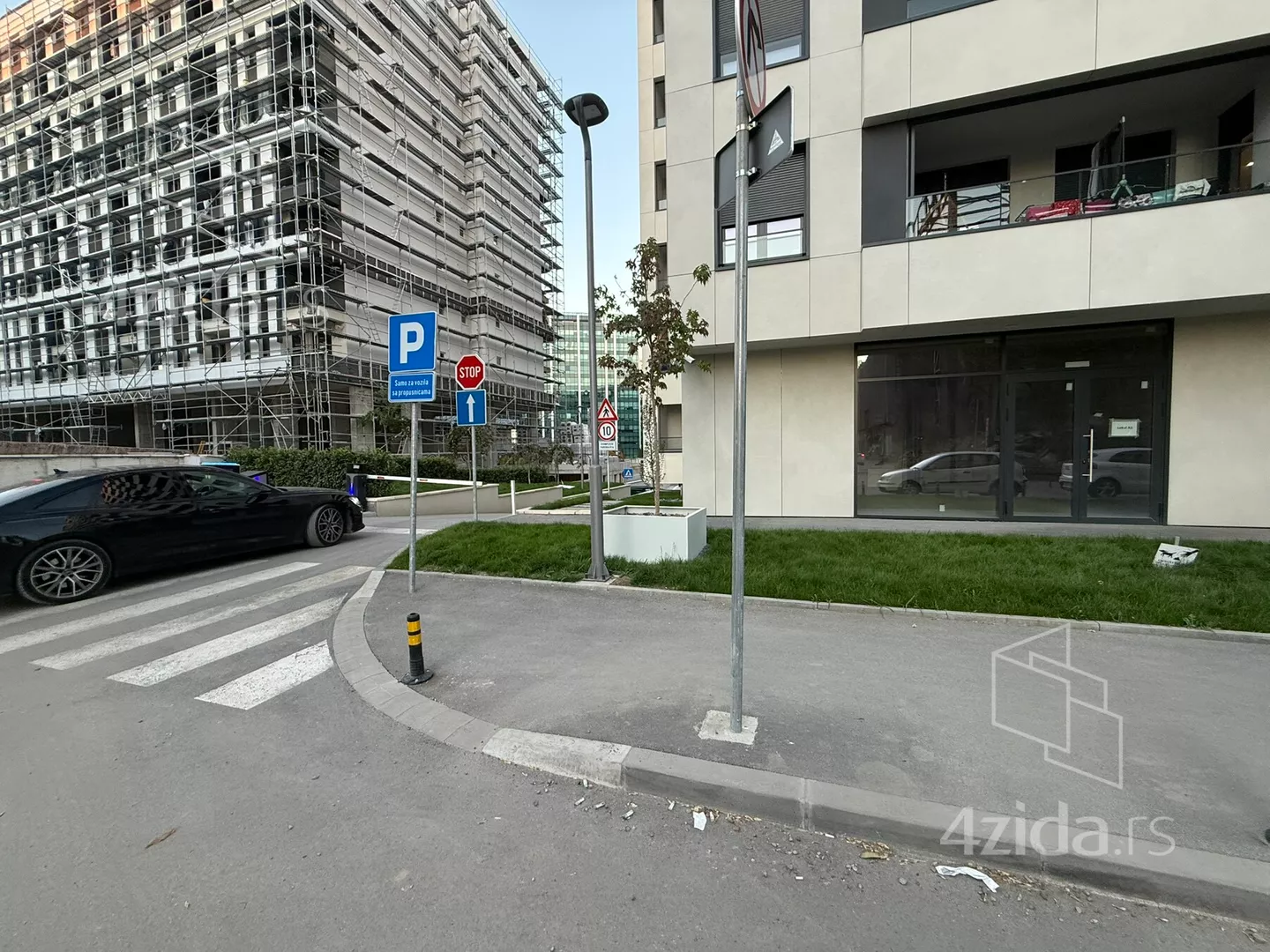 Kancelarija | 4zida
