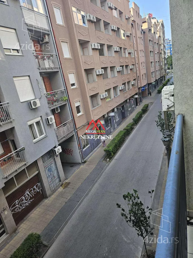 Garsonjera | 4zida