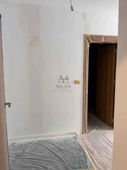 Stari Banovci | 4zida.rs