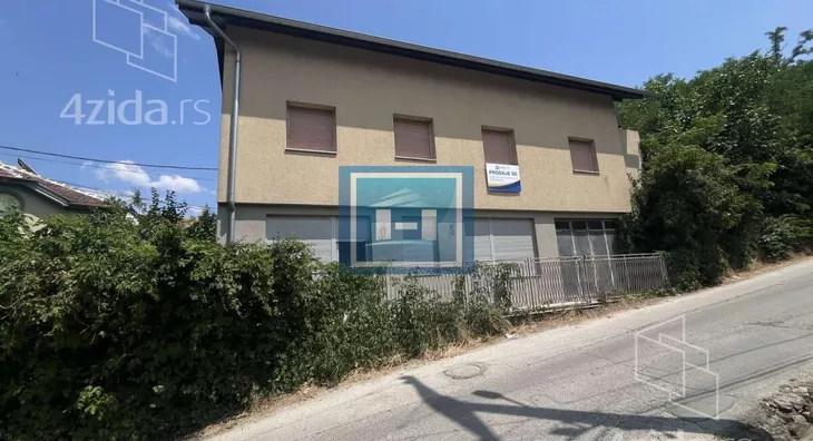 Kuća | 4zida