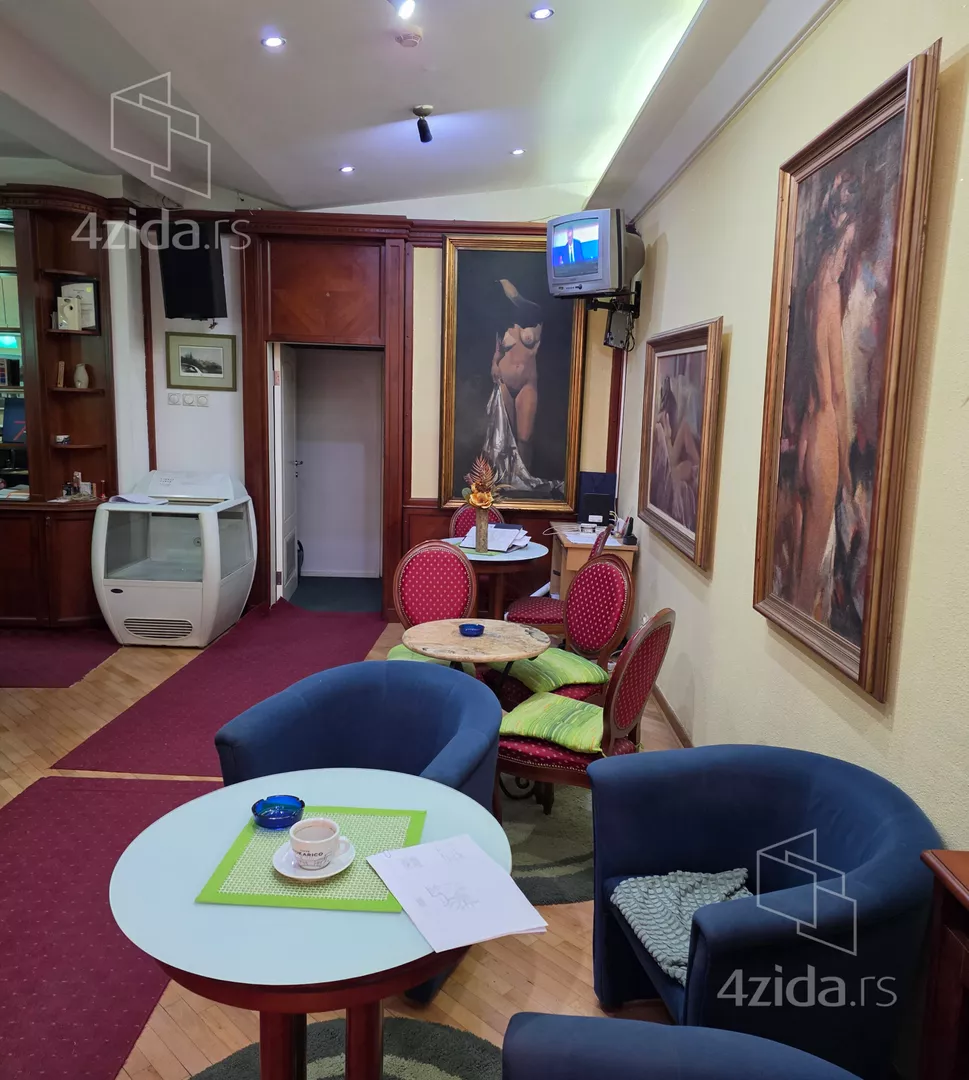 Lokal | 4zida