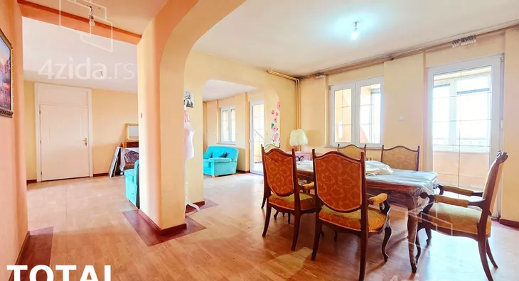 Petosoban stan | 4zida