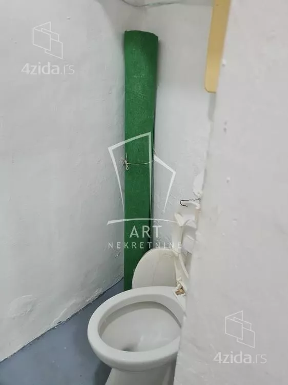 Lokal | 4zida