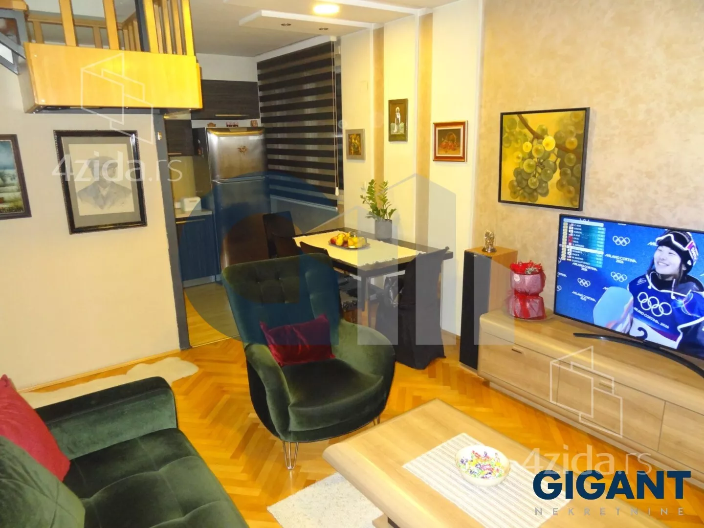 Petosoban stan | 4zida