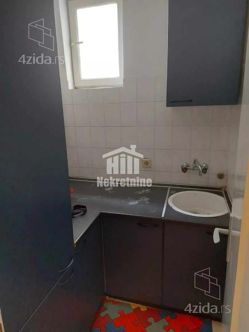 5-etažna kuća | 4zida