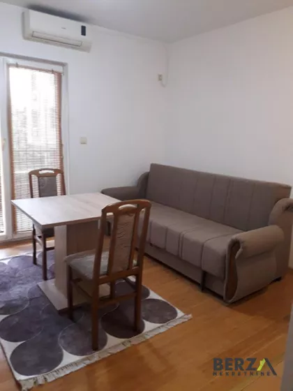Bulevar Patrijarha Pavla (Somborski Bulevar) | 4zida.rs