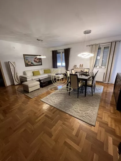 Bate Brkića | 4zida.rs