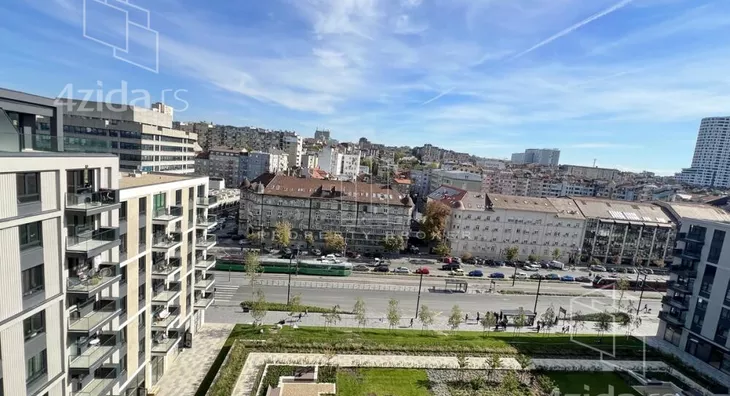 Petosoban stan | 4zida