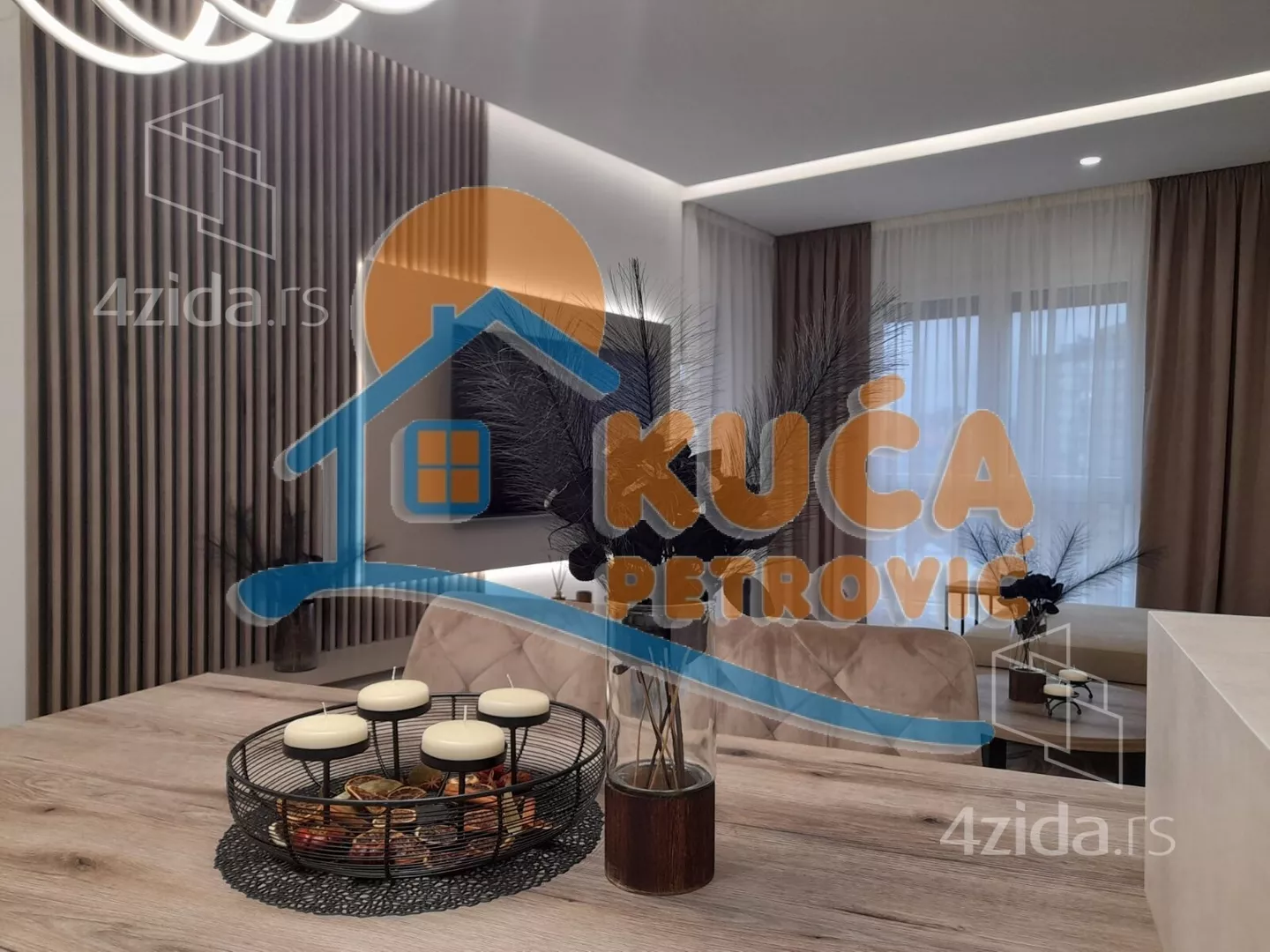 Dvoiposoban stan | 4zida