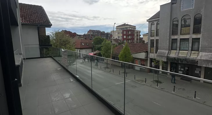 Četvoroiposoban stan | 4zida