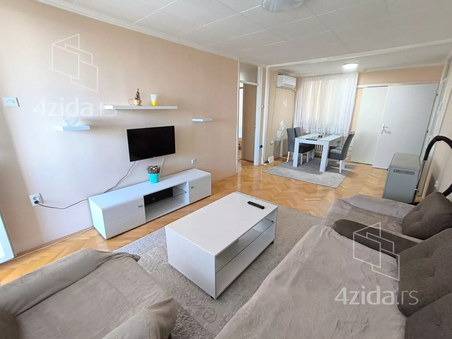 Četvorosoban stan | 4zida