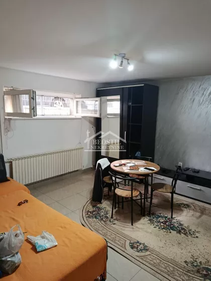 Daničareva | 4zida.rs