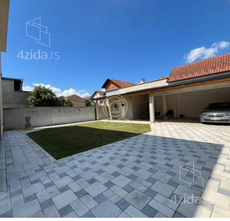 Poslovna zgrada | 4zida