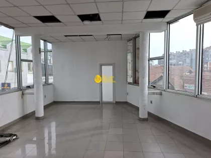Ustanička | 4zida.rs