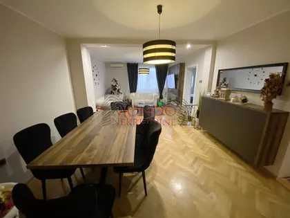 Ekonomski/Pravni Fakultet | 4zida.rs