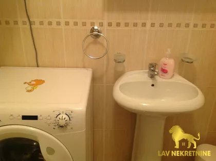 BULEVAR CARA LAZARA | 4zida.rs