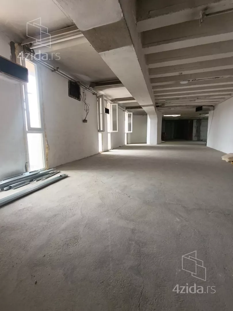 Poslovni prostor | 4zida