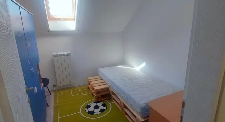 Četvoroiposoban stan | 4zida