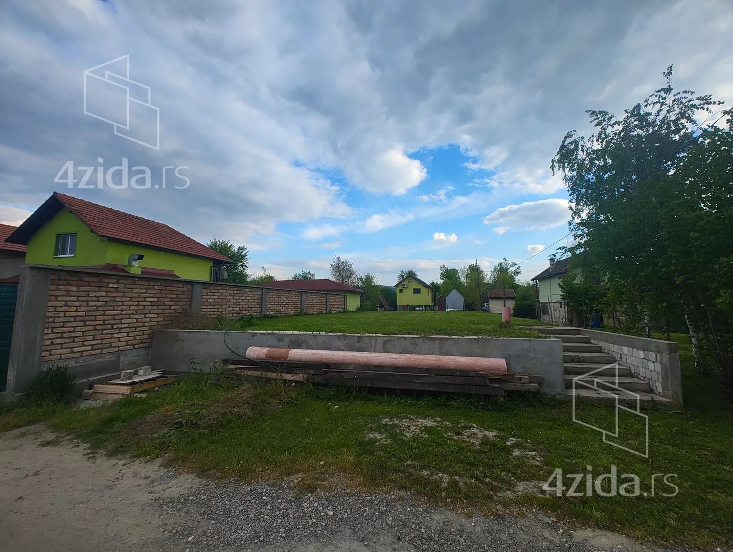 Građevinsko zemljište | 4zida
