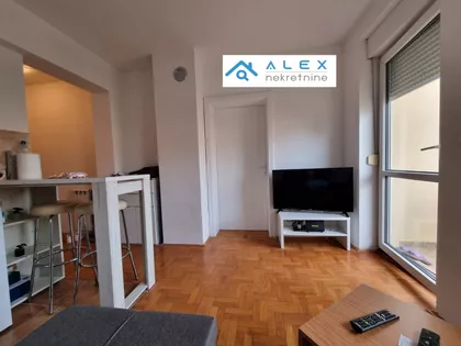 Teodora Pavlovića | 4zida.rs