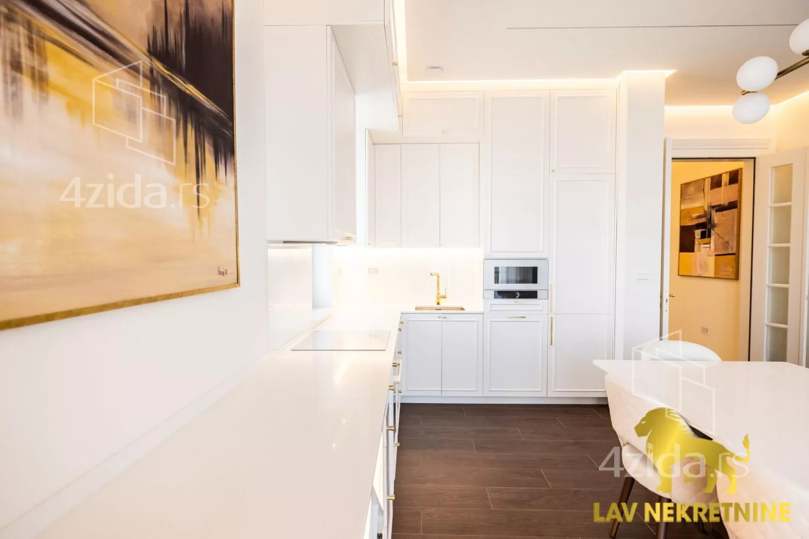 Petosoban stan | 4zida