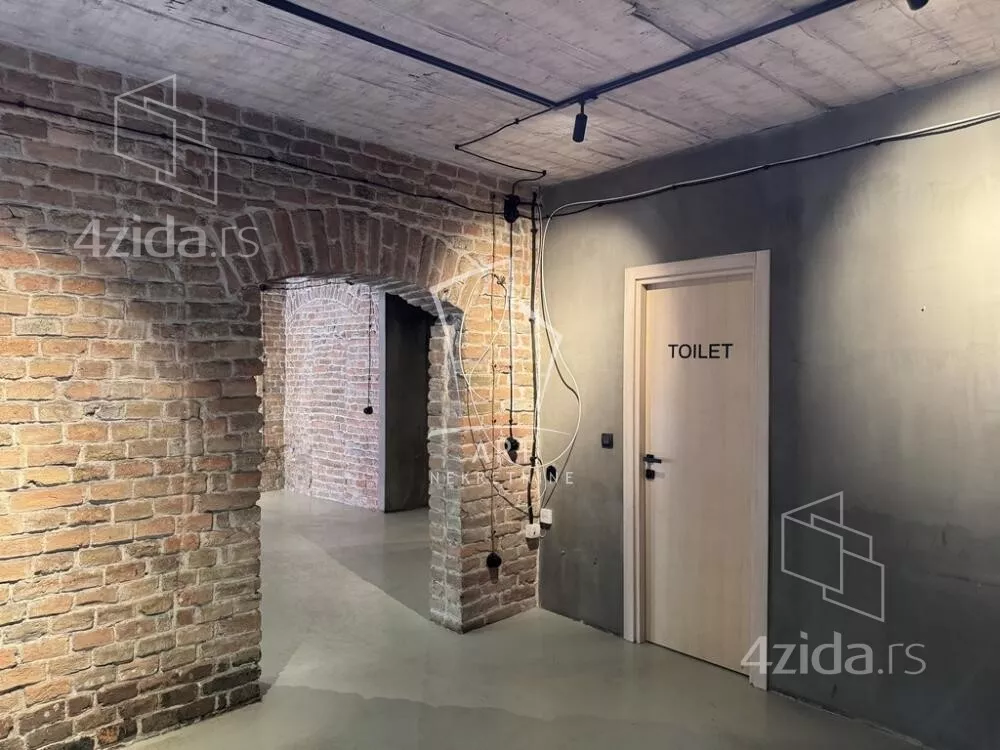 Lokal | 4zida
