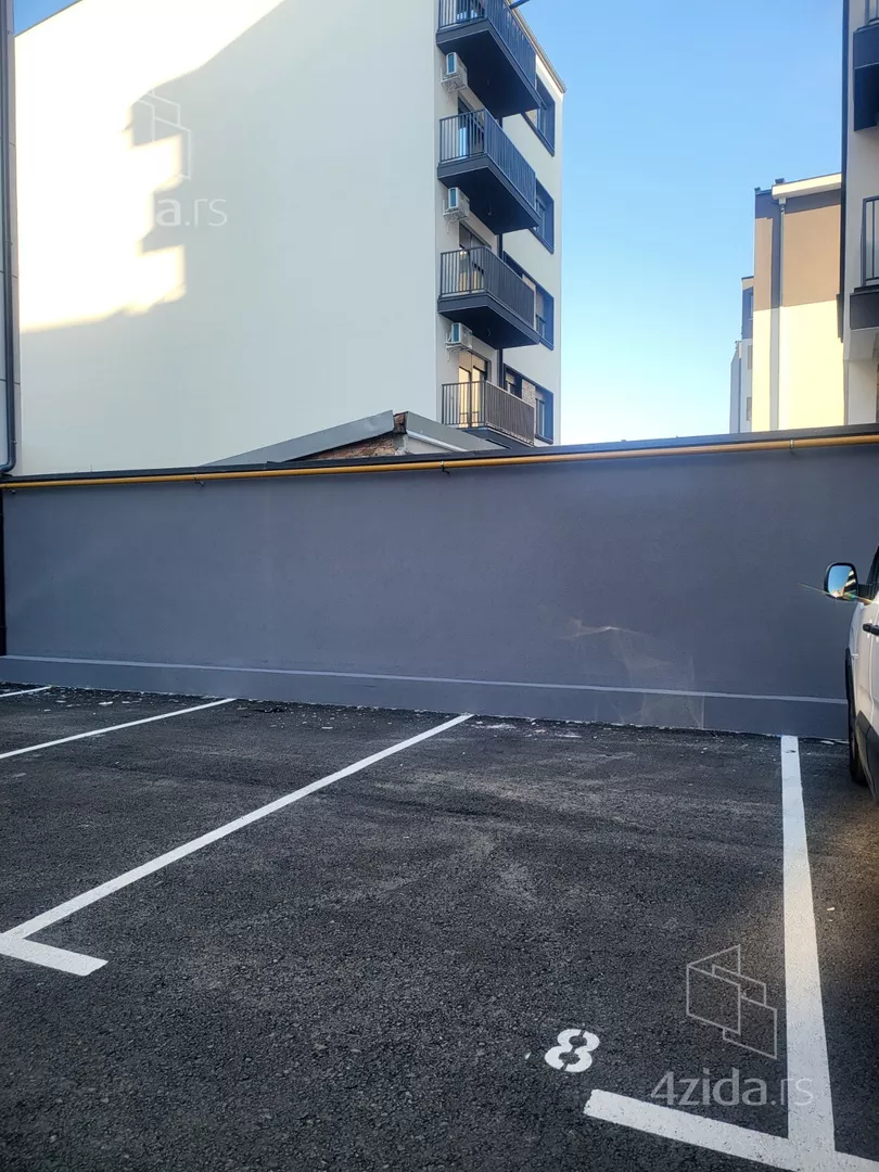 Parking | 4zida