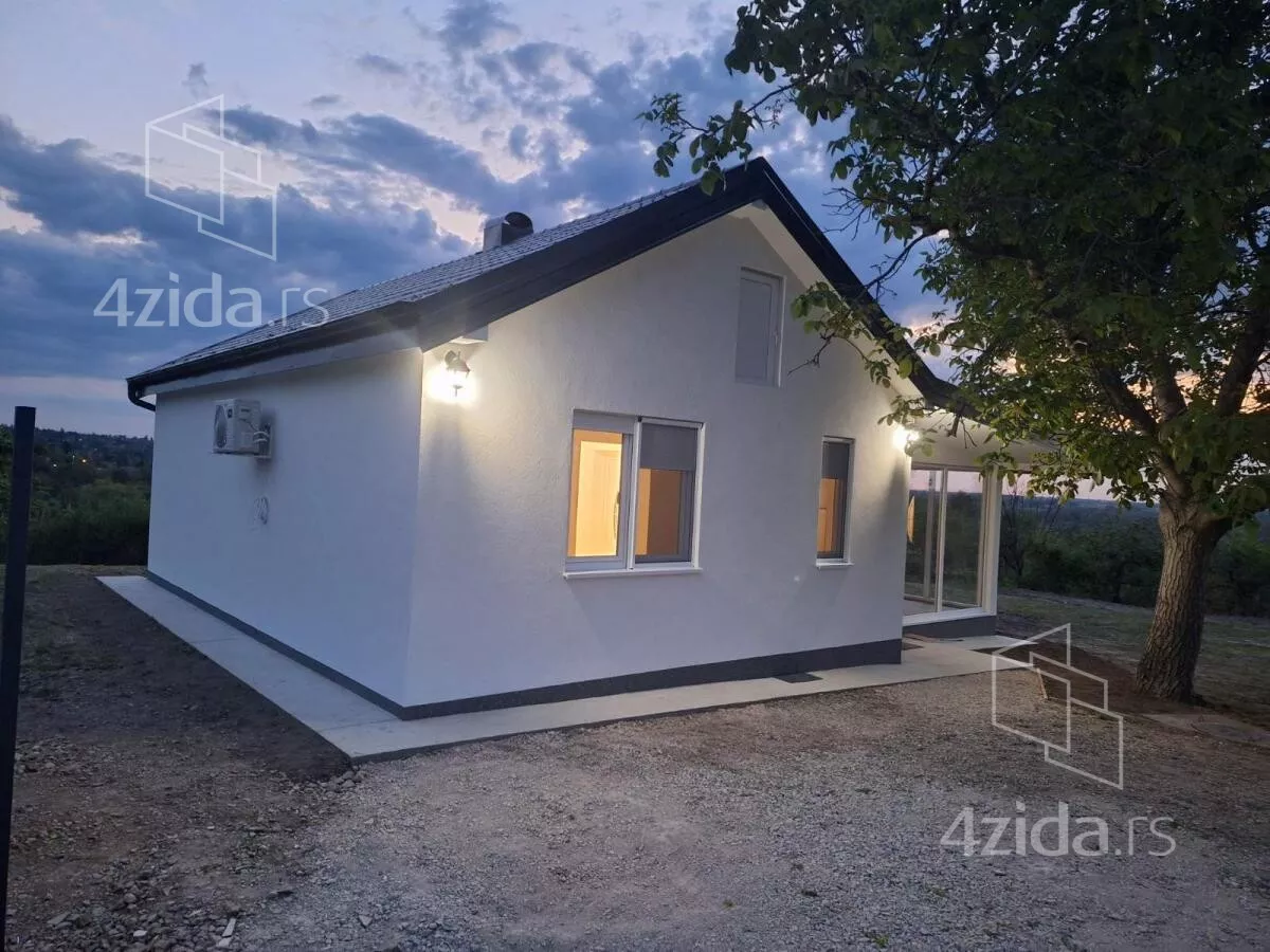 Kuća | 4zida
