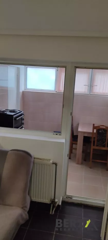 Bulevar Patrijarha Pavla (Somborski Bulevar) | 4zida.rs