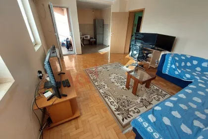 Pantelej | 4zida.rs