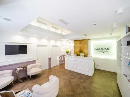 Strahinjića Bana bb | 4zida.rs