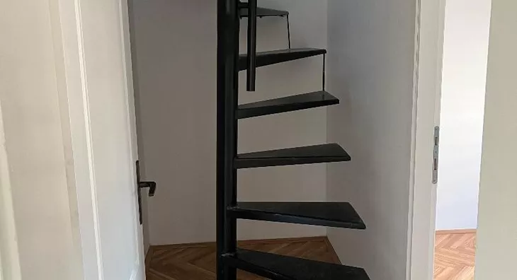 Četvoroiposoban stan | 4zida