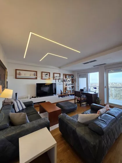 VOJVODE PUTNIKA | 4zida.rs