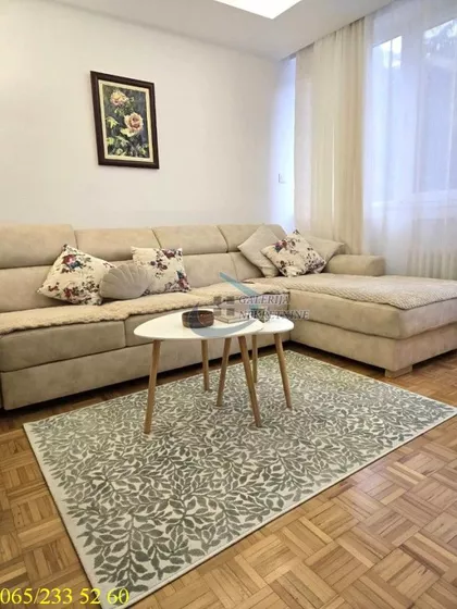 Albanske spomenice | 4zida.rs