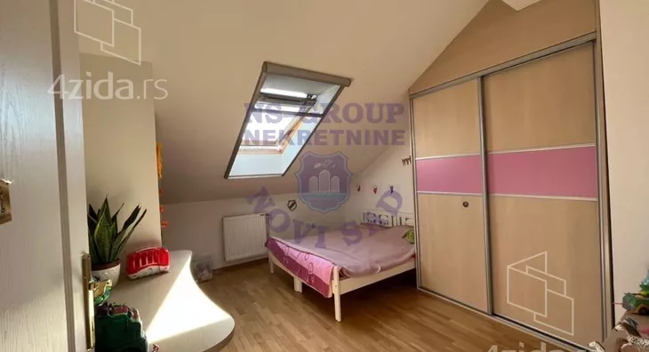 Četvoroiposoban stan | 4zida