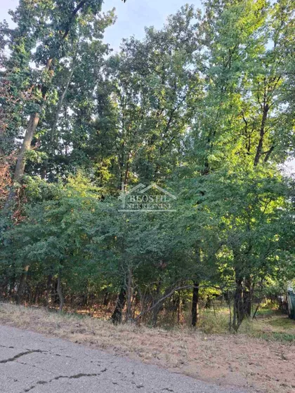 Vrčin | 4zida.rs