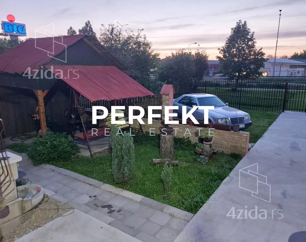 Kuća | 4zida