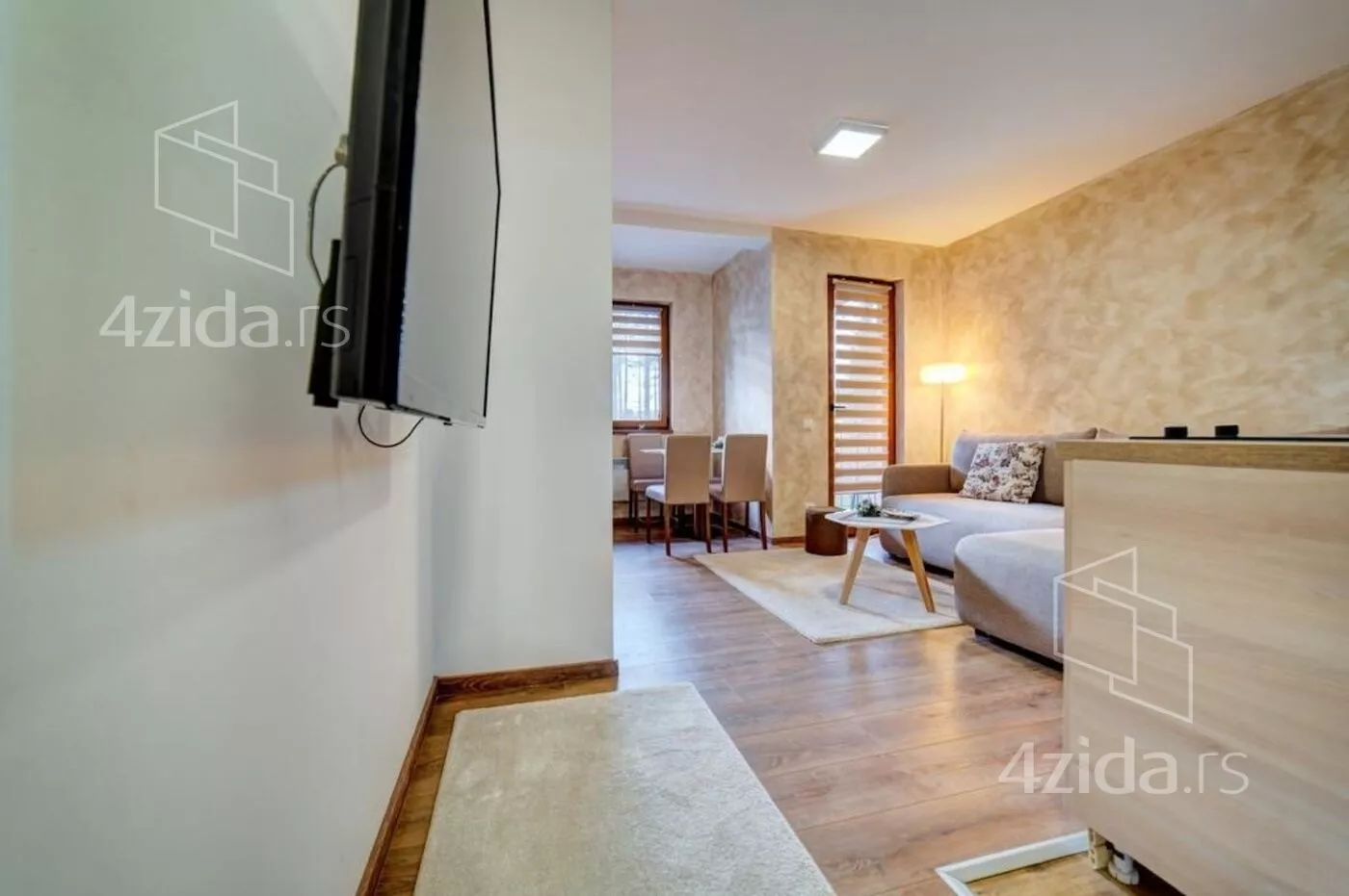 Jednoiposoban stan | 4zida