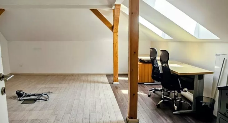 Poslovna zgrada | 4zida