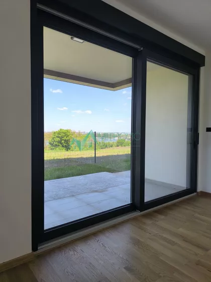 Sremska Kamenica | 4zida.rs