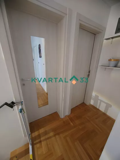 Janka Čmelika | 4zida.rs