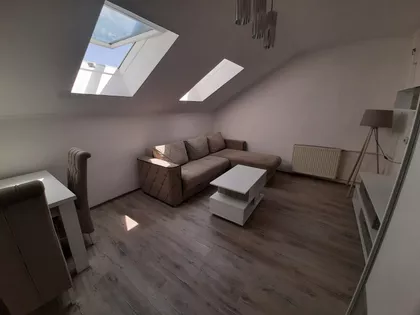 Vuka Karadžića | 4zida.rs