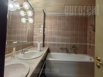 SAVA CENTAR | 4zida.rs